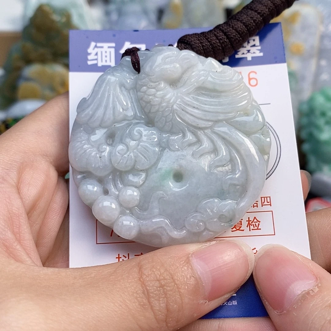 吊坠(不含链)未镶嵌翡翠