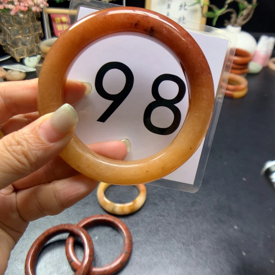 石英质玉手镯未镶嵌一****标