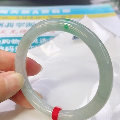 翡翠手镯未镶嵌0587号