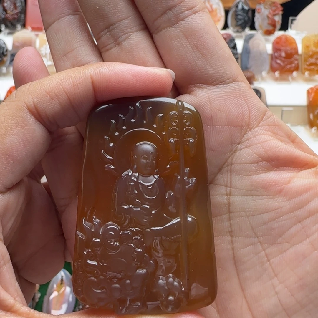 神***扬玛瑙/玉髓未镶嵌颈饰