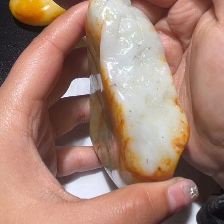 和田玉未镶嵌珠宝奇石