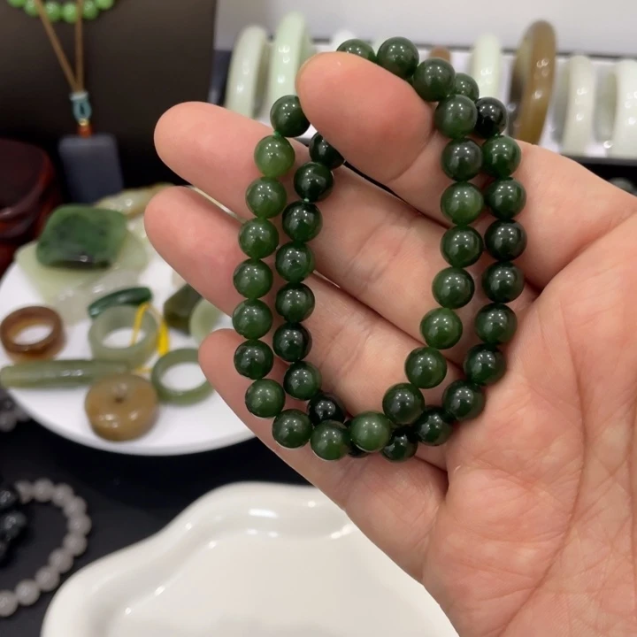 和田玉（碧玉）未镶嵌手链