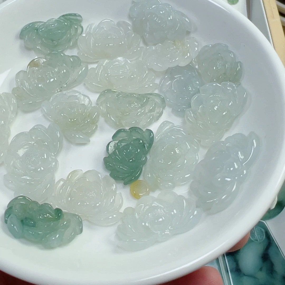 翡翠散珠大莲花一个