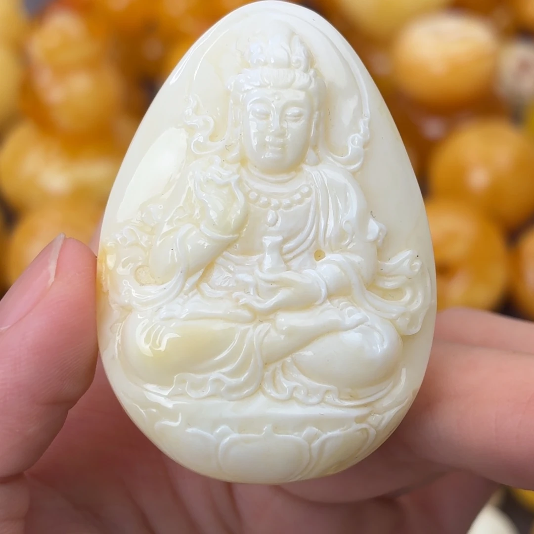 裸石琥珀未镶嵌观音