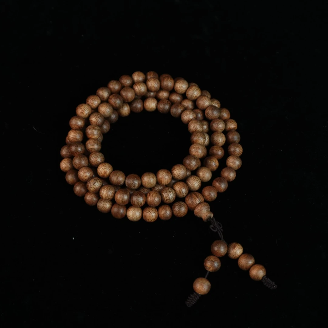 4791 伊利安沉香粗纹红油念珠 0.85cm 18.62g