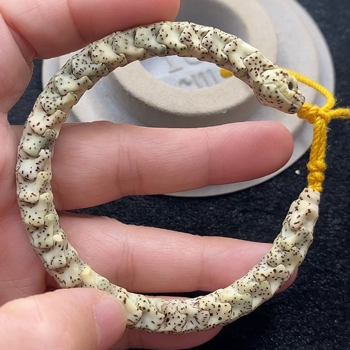 星月菩提吊坠蛇骨手串18手围