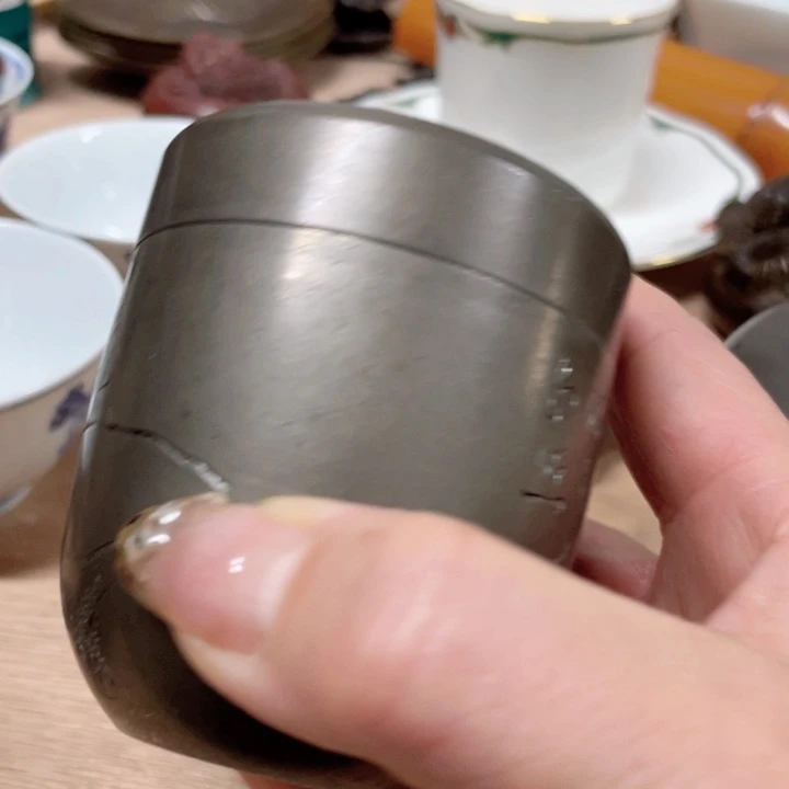 紫砂花瓶何***法哈哈哈哈哈哈哈哈