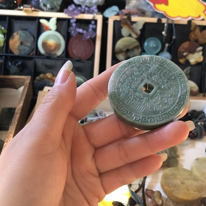 岫玉未镶嵌岫玉挂件