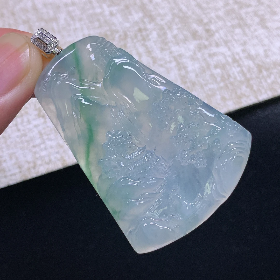 缅甸天然A货翡翠18k金镶嵌冰种胶润飘绿山水牌吊坠57.6x38x6