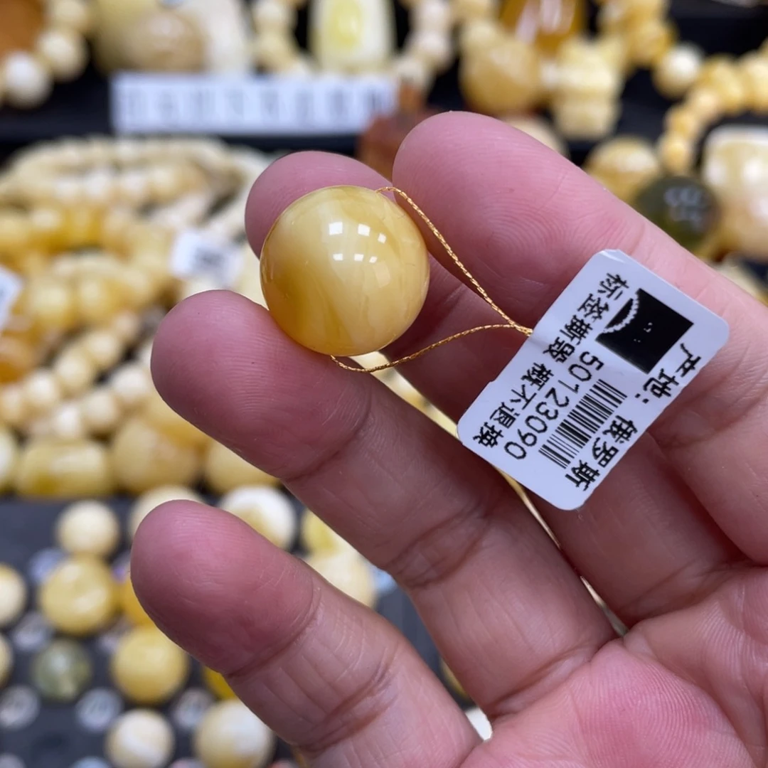 琥珀珠宝奇石未镶嵌16.3mm微瑕疵