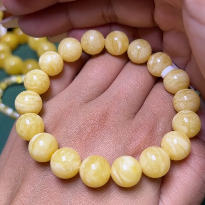 蜜蜡未镶嵌珠宝奇石