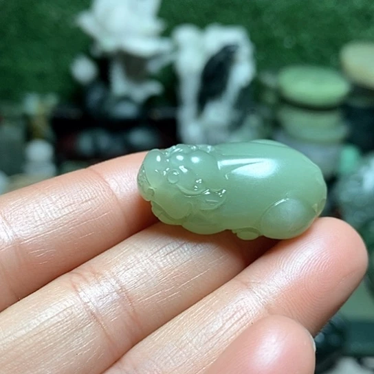 未镶嵌和田玉（糖玉）珠宝半成品