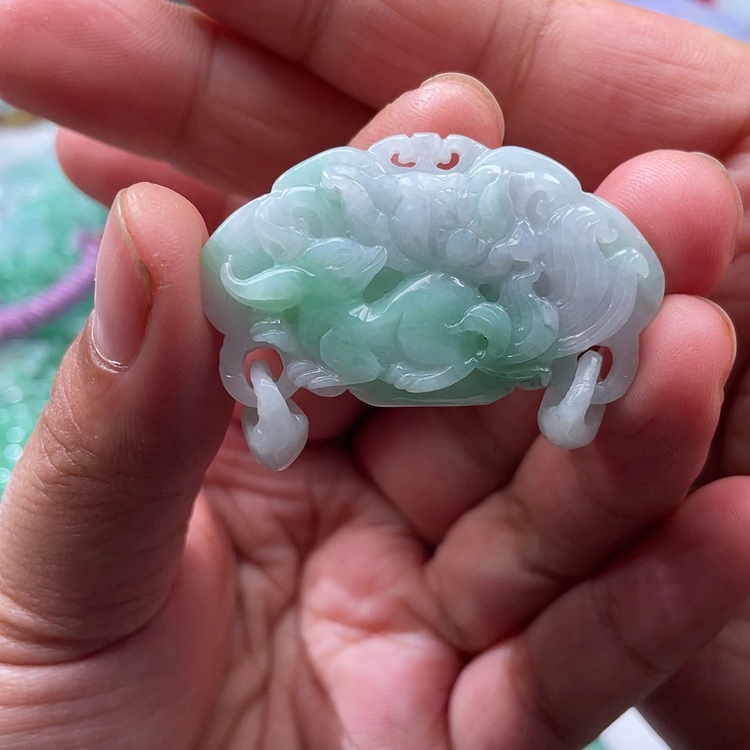 翡翠未镶嵌颈饰z*x