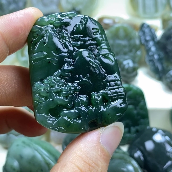 和田玉未镶嵌颈饰