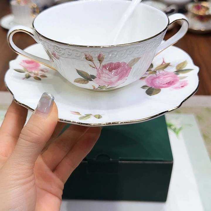 瓷片杯子杯子杯子水杯杯子水杯
