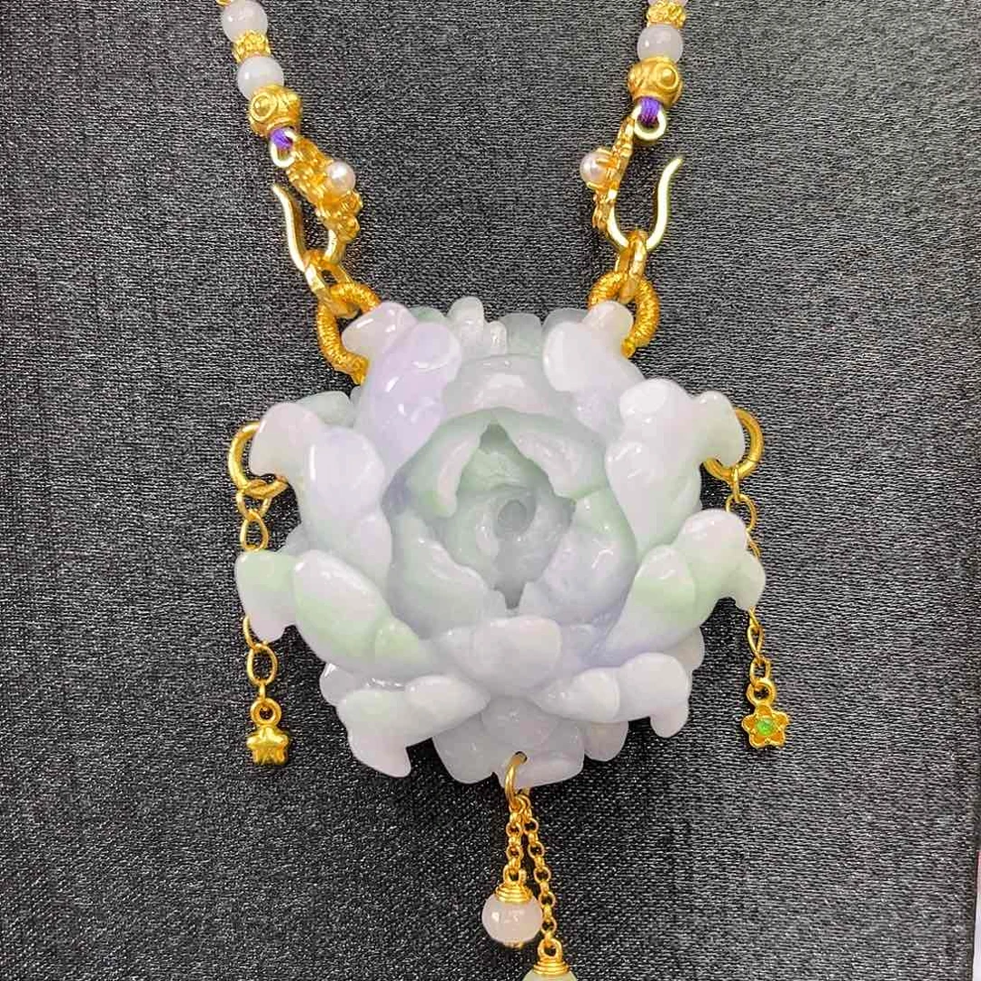 翡翠合金吊坠(赠链)国风