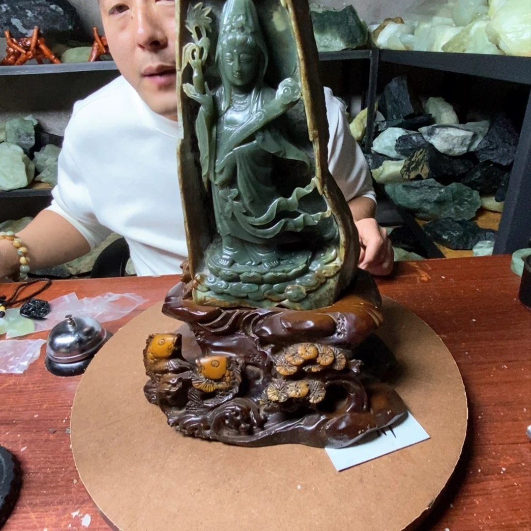 岫岩河磨玉（透闪石质玉）摆件未镶嵌霍**瘩