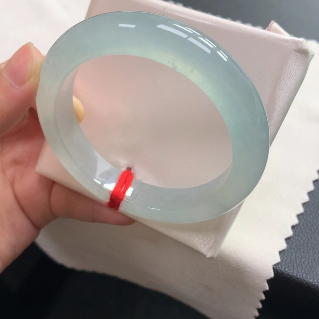 翡翠未镶嵌手镯40号57正泥鳅背完美晴蓝晴绿炸光0包容