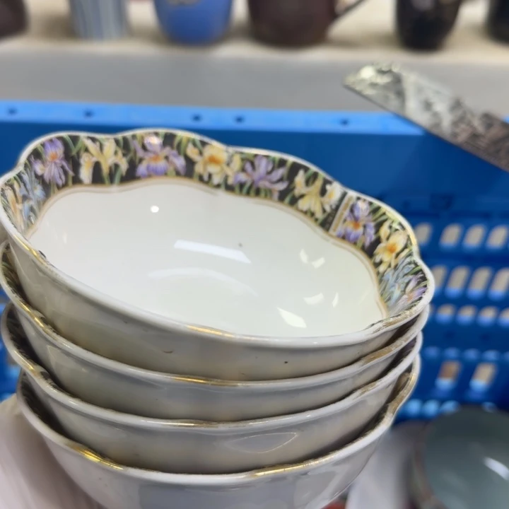 瓷片R***e开播啦…开播啦！