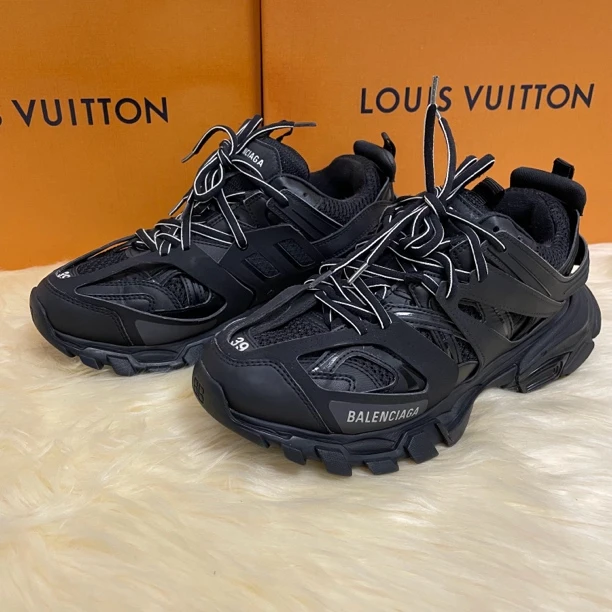 95新 Balenciaga/巴黎世家 39码 巴黎世家 Track 1.0 老爹鞋