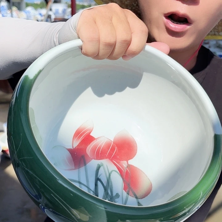 瓷片直径23，高13。。。。