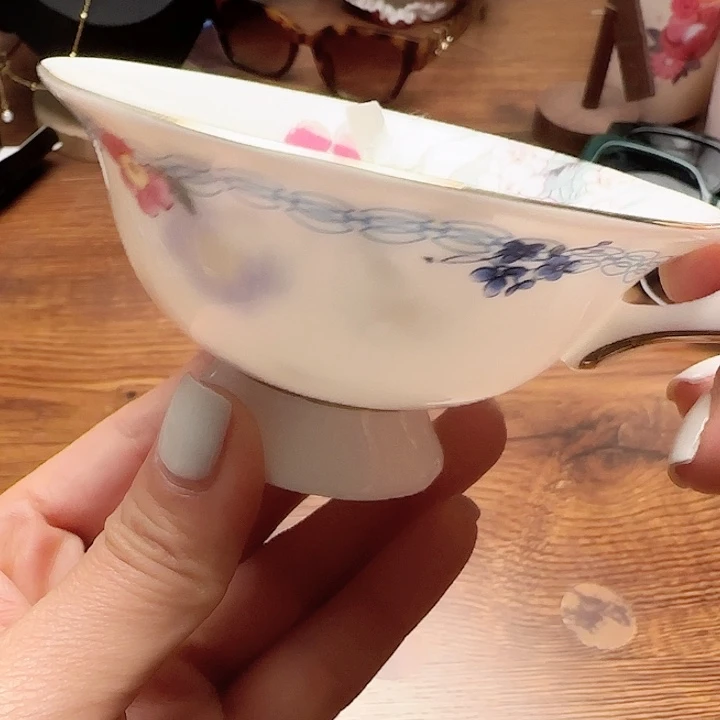 17778990000000000000