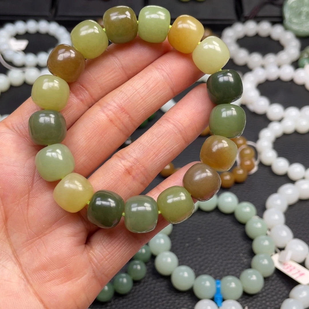 和田玉未镶嵌手链