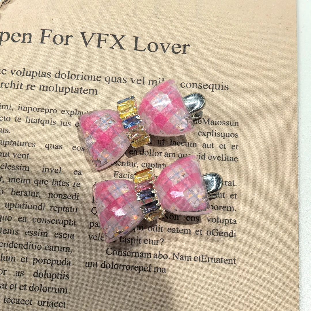 E035粉色格子蝴蝶结闪闪边夹一对