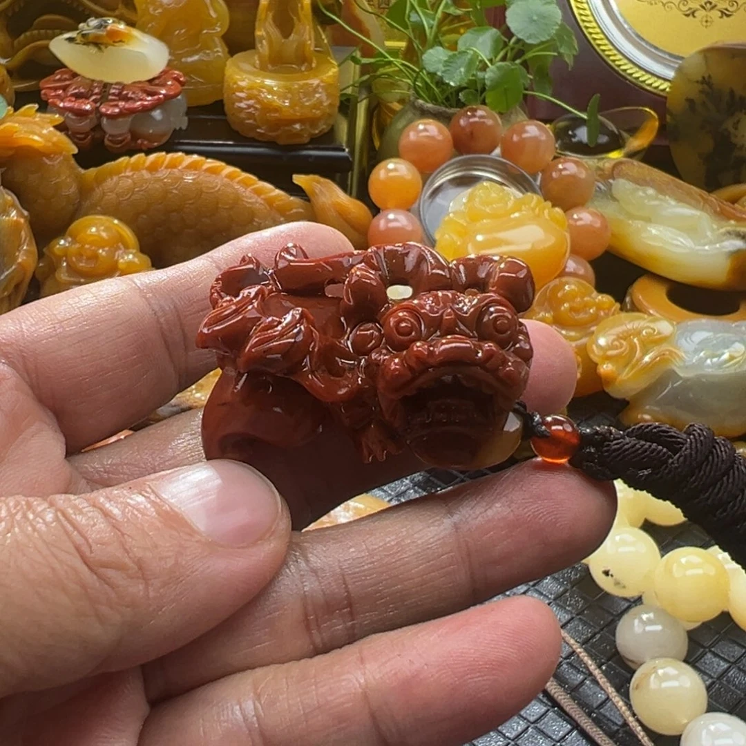 石英质玉未镶嵌颈饰