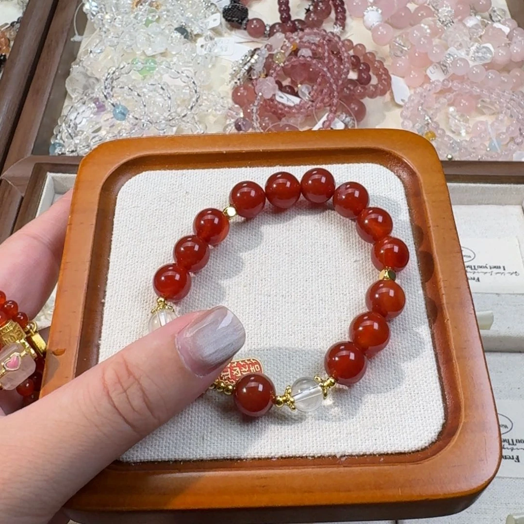 水晶手串未镶嵌红玛瑙