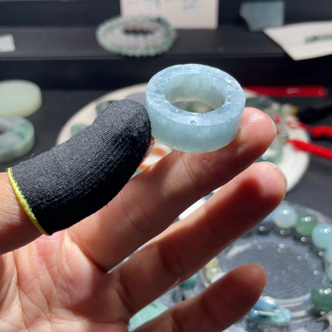 定制翡翠未镶嵌天然翡翠