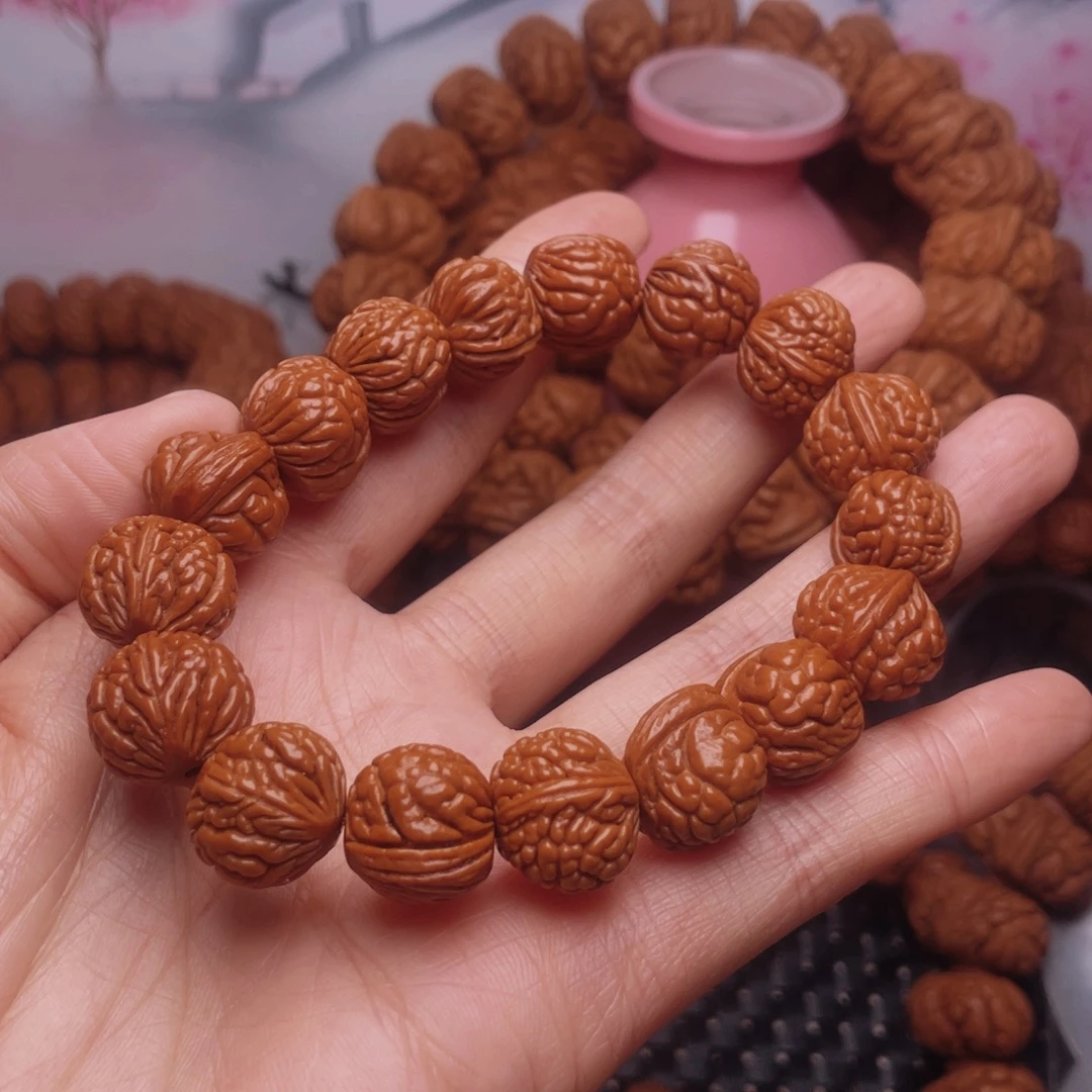 琳***悦文玩核桃手串桃核文玩