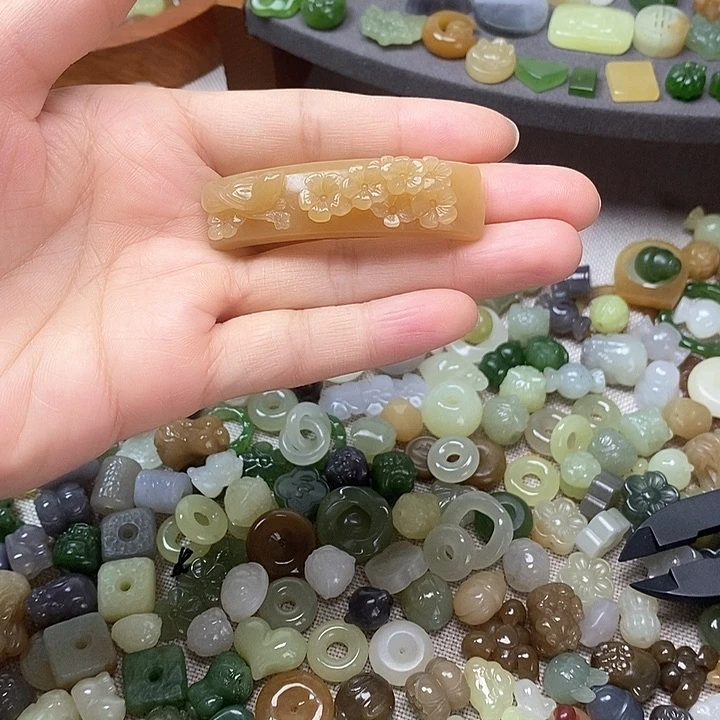 未镶嵌和田玉挂件手牌