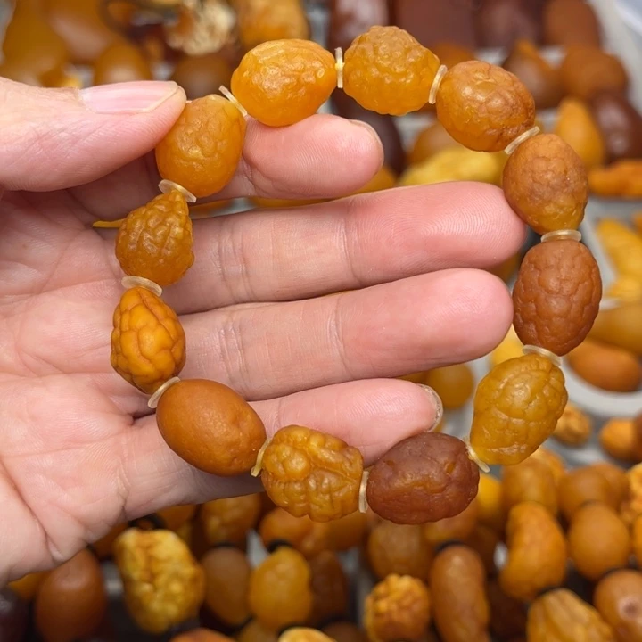 琥珀未镶嵌裸石天然蜜蜡手串