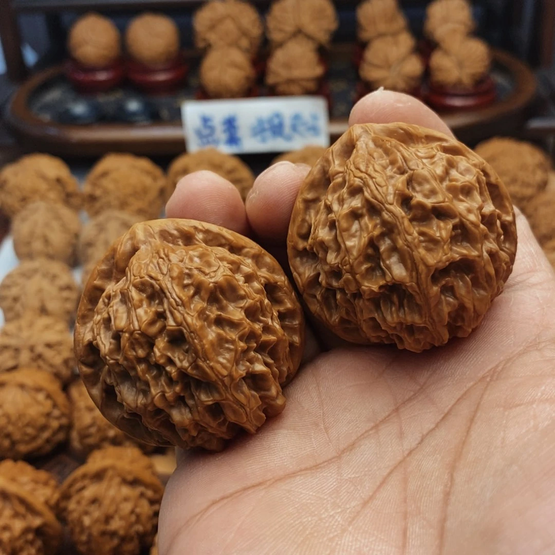 文玩核桃把件新*44尺 金麒麟 22