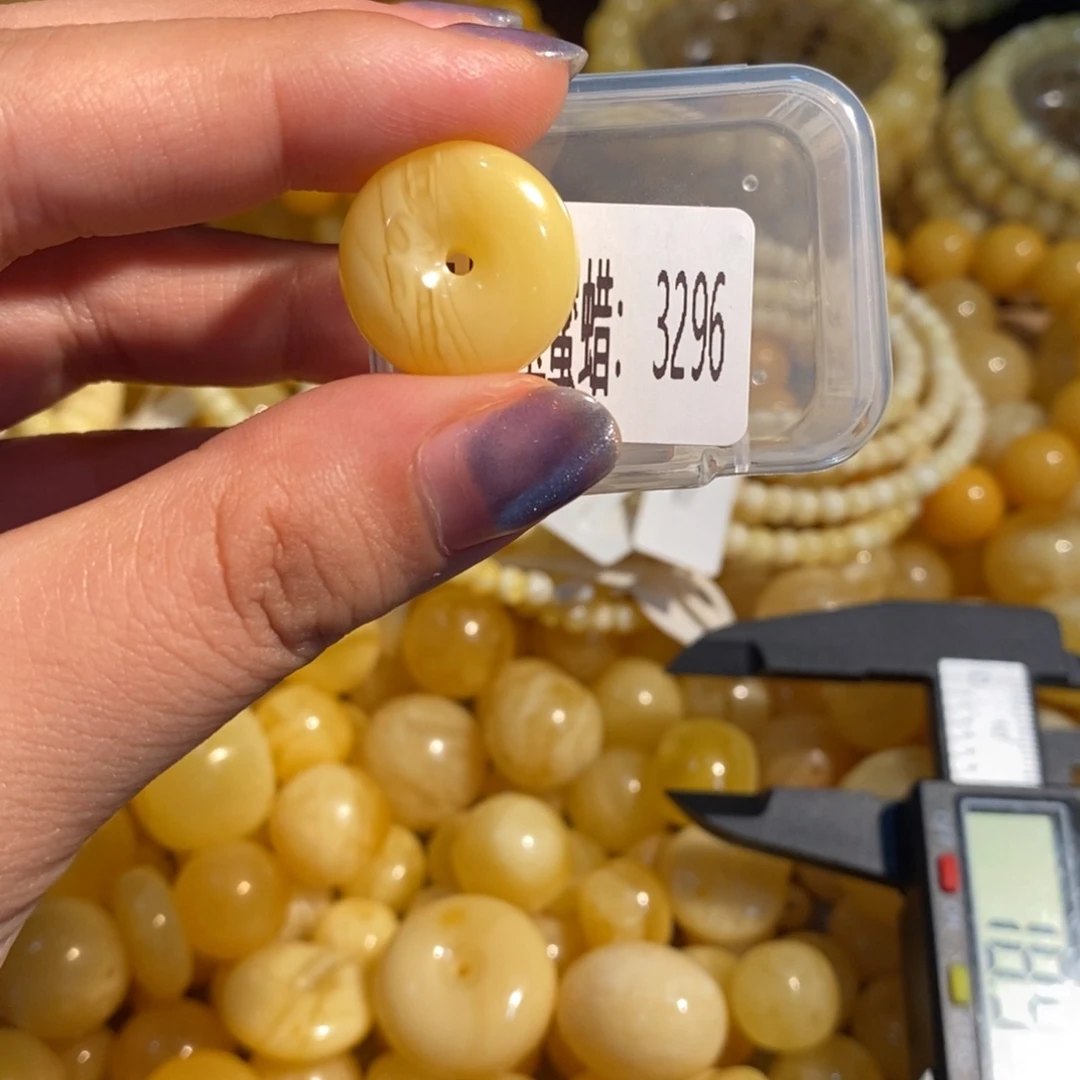 琥珀未镶嵌珠宝奇石3296