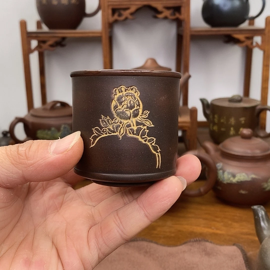 壶纯手工拉坯浮雕牡丹80毫升