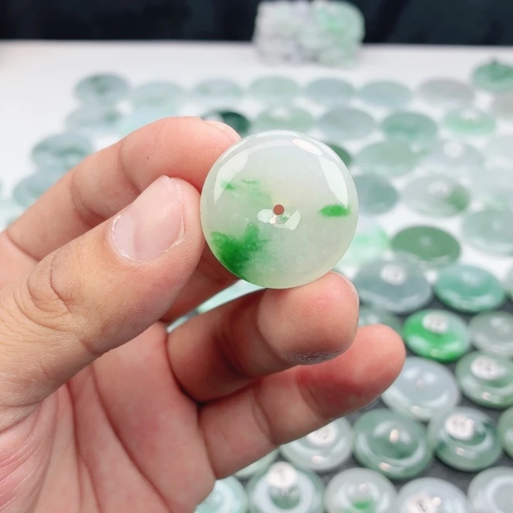 翡翠未镶嵌颈饰缅甸天气A货翡翠27.5-6.3