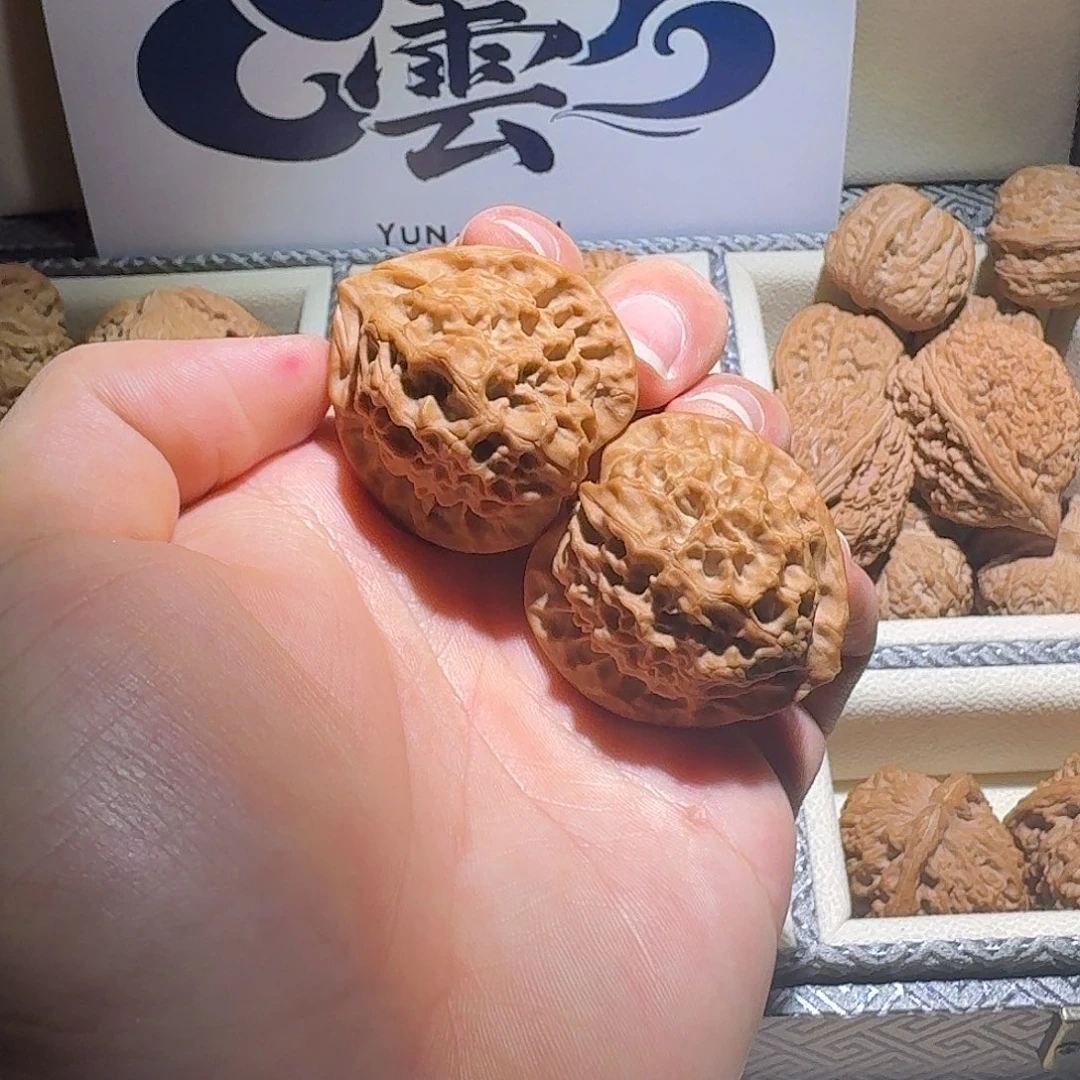 吊坠文玩核桃龙鳞纹