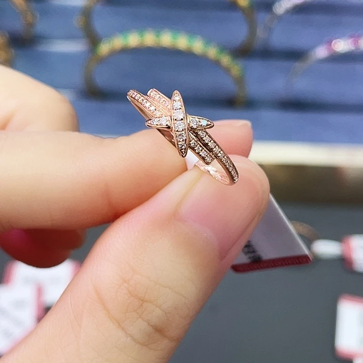 戒指/指环钻石18K金镶嵌