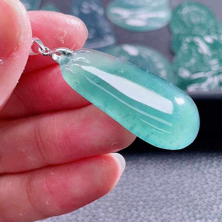 翡翠颈饰未镶嵌8888888888