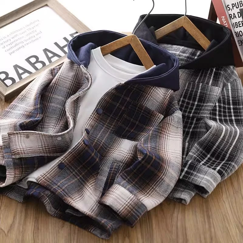 男童春季连帽外套新款2025儿童洋气上衣春秋男孩时髦炸街运动服潮