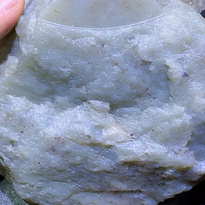 鯟***仙和田玉未镶嵌珠宝半成品