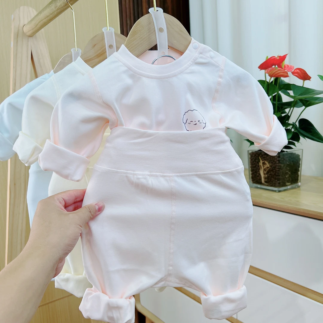 宝宝大屁屁裤秋冬新款休闲卡通舒适高腰护肚婴幼儿秋衣裤分体套装