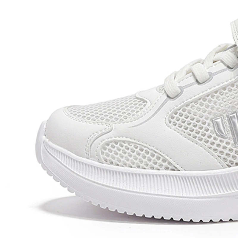 网面透气运动小白鞋YHHB252911