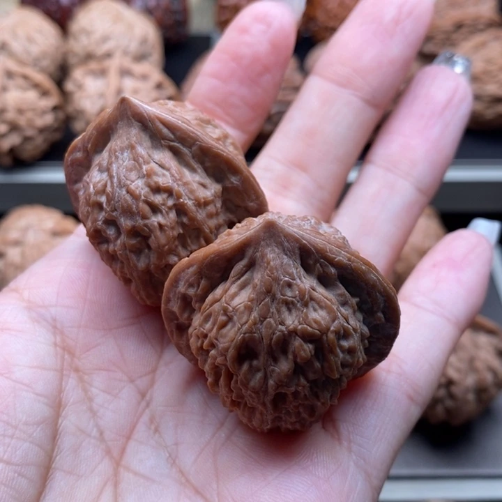 小****吊坠文玩核桃七步沟