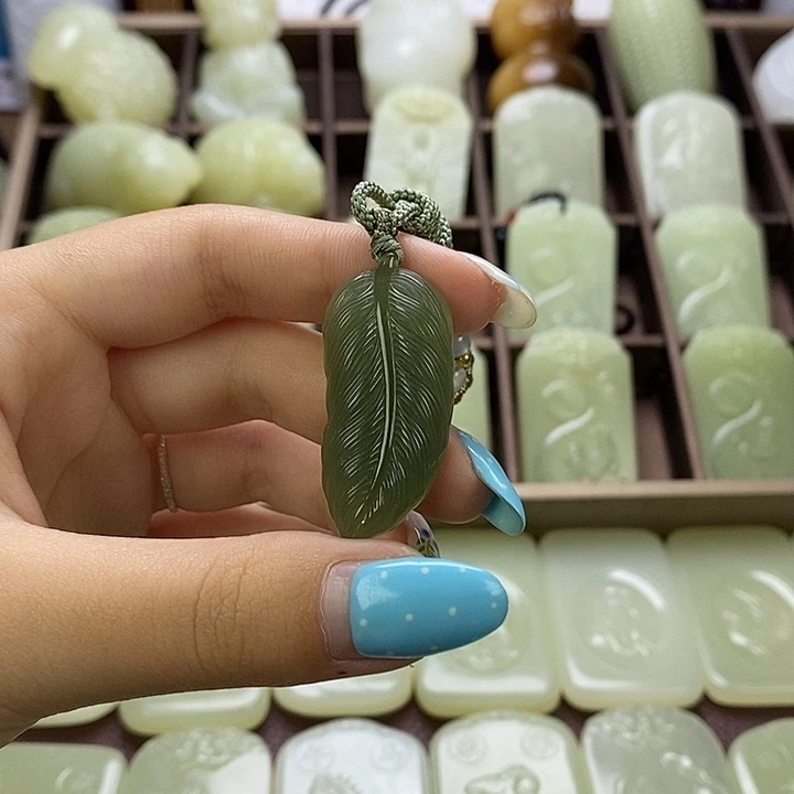 昆仑石玉米 吊坠