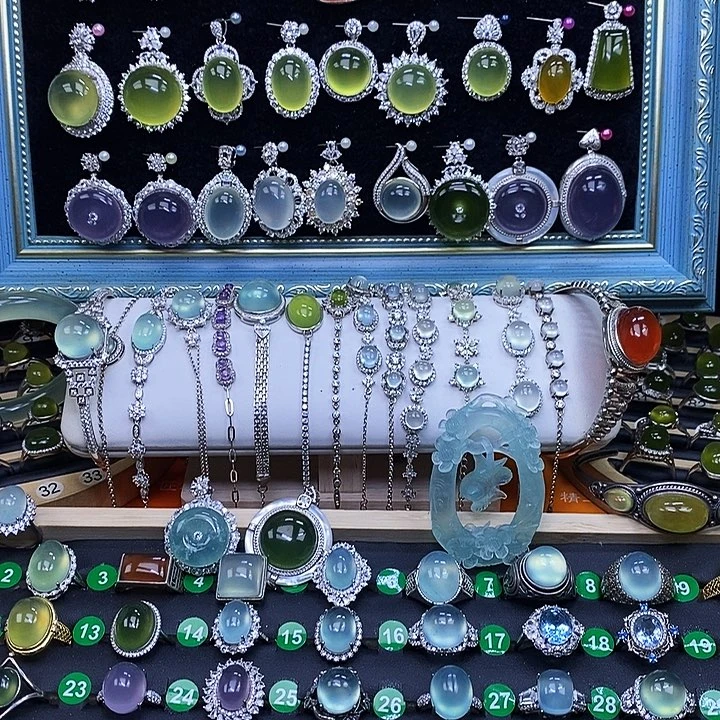 *****岫玉银S925镶嵌耳钉