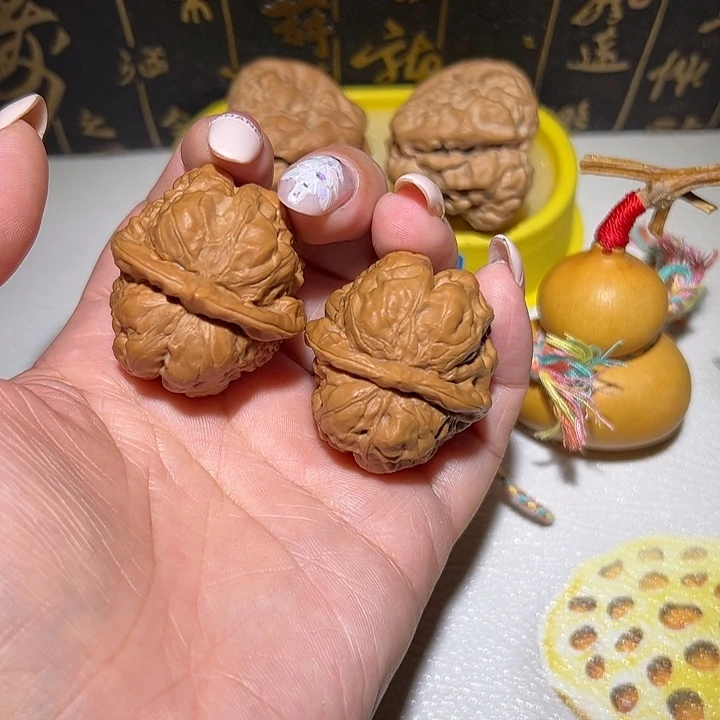 文玩核桃蛤蟆头35