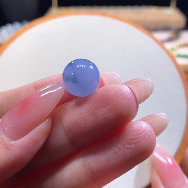 翡翠未镶嵌吊坠(不含链)翡翠浓紫飘花珠卡12+